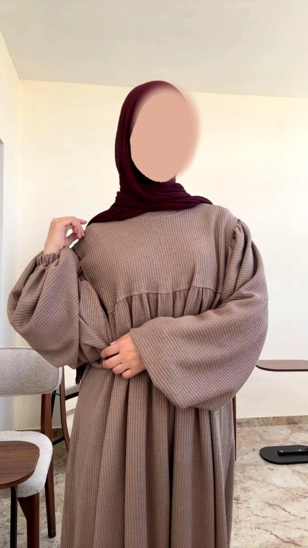 عباية حنين قماش ريب مستورد بتلبس لحد وزن 120 كيلو وطول 170 سم